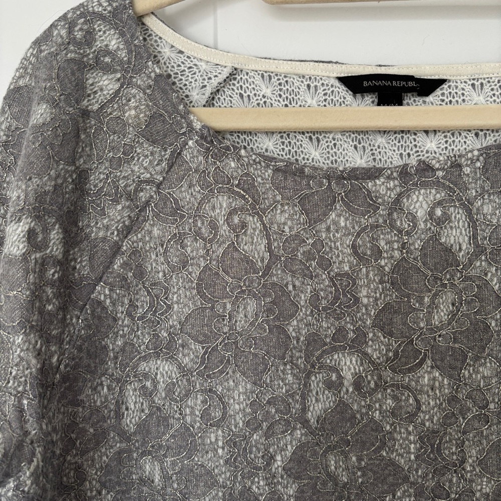 Banana Republic Gray 3/4 Sleeve Blouse